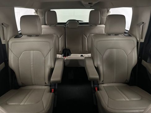 Certified 2024 Ford Expedition Max Limited AWD/4WD image 18