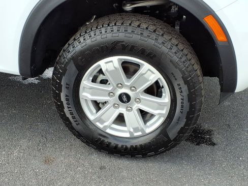Used 2025 Ford Ranger XL w/ Trailer Tow Package RWD image 9
