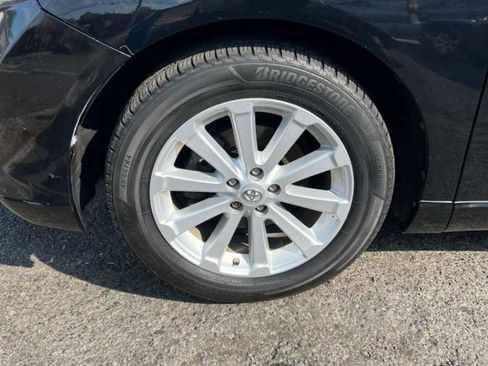 Used 2010 Toyota Venza AWD image 15