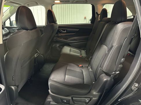 Used 2023 Subaru Ascent Premium AWD/4WD image 10