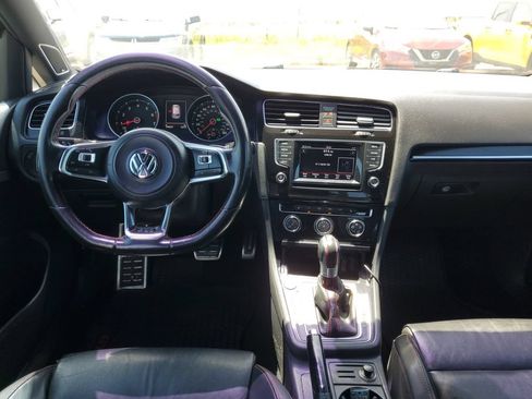 Used 2015 Volkswagen GTI SE FWD image 12