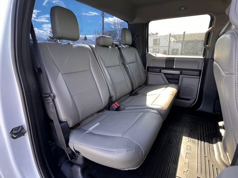 Used 2022 Ford F550 4x4 Crew Cab Super Duty w/ Power Equipment Group image 29