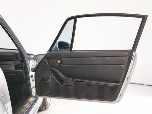 Used 1997 Porsche 911 Turbo AWD/4WD image 28