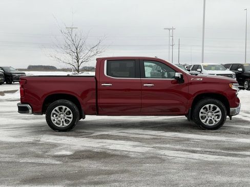 Used 2023 Chevrolet Silverado 1500 LTZ image 3