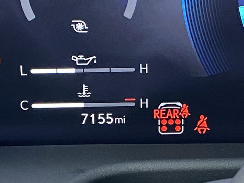 Used 2025 Lexus GX 550 w/ Cold Area Package image 22