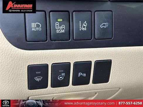 Used 2015 Toyota Highlander Limited Platinum image 25