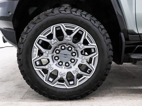 Used 2024 GMC Hummer EV 3X image 8