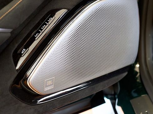 Used 2021 Ferrari Roma RWD image 52
