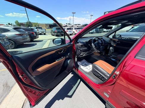 Used 2026 Subaru Forester Touring AWD/4WD image 9