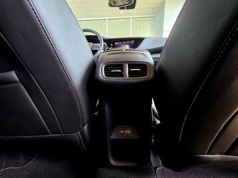 Used 2021 Buick Envision Essence w/ Technology Package I AWD/4WD image 50