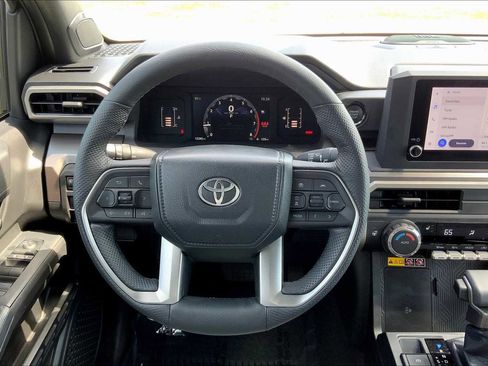 Used 2024 Toyota Tacoma SR5 image 5