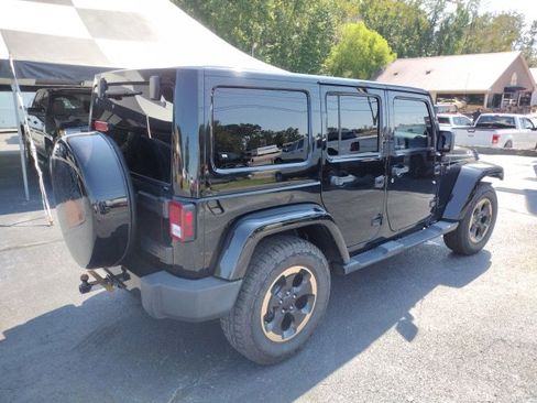 Used 2014 Jeep Wrangler Unlimited Sahara image 5