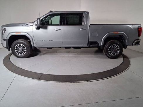 New 2026 GMC Sierra 2500 SLE w/ Max Trailering Package AWD/4WD image 7