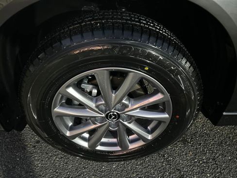 New 2025 MAZDA CX-5 AWD 2.5 S w/ Preferred Package image 11