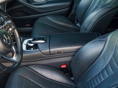 Used 2019 Mercedes-Benz S 450 Sedan image 19