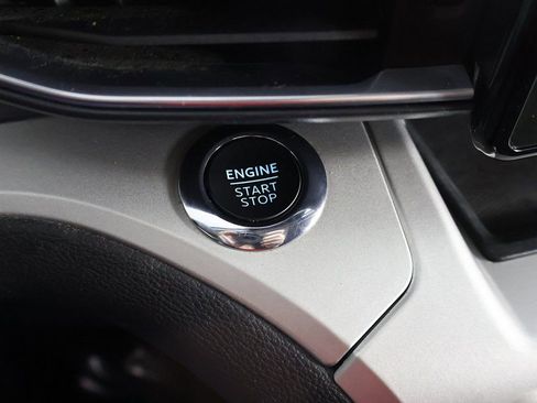 Used 2022 Ford Explorer XLT w/ Equipment Group 202A image 42