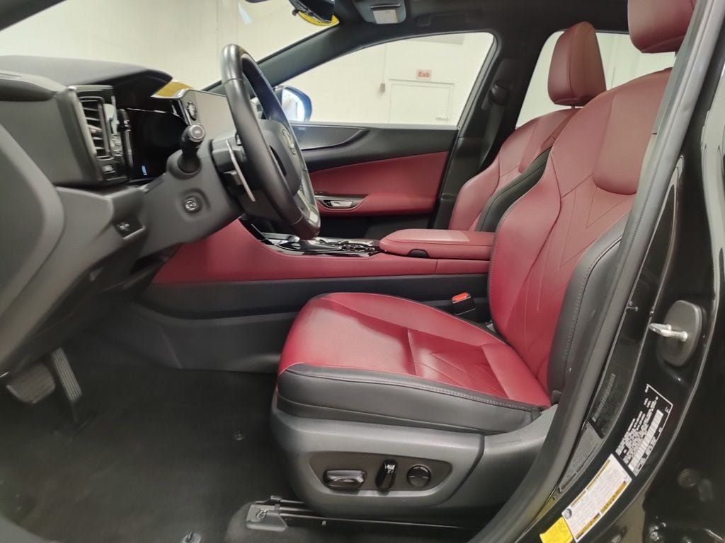 Used 2025 Lexus NX 450h+ AWD w/ Accessory Package (2T) image 11