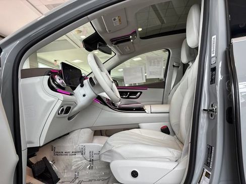 Certified 2023 Mercedes-Benz EQE 350+ SUV image 16