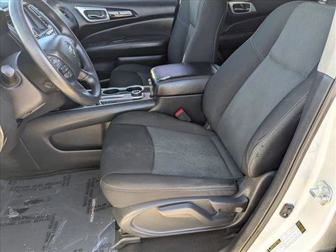Used 2019 Nissan Pathfinder S image 14