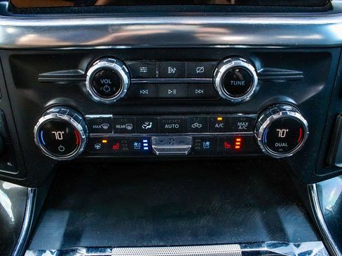 Used 2021 Ford F150 Lariat w/ Equipment Group 502A High AWD/4WD image 22