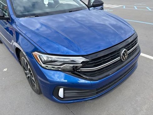 Used 2023 Volkswagen Jetta Sport FWD image 2