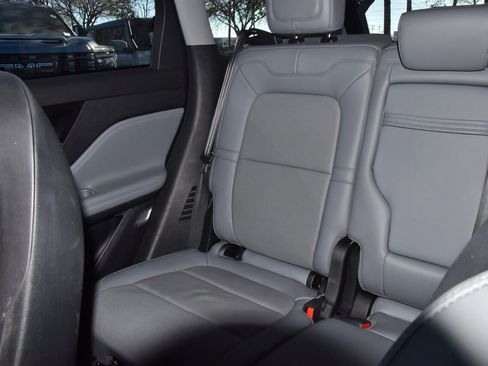 Certified 2022 Lincoln Corsair FWD w/ Premium Package image 19