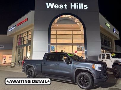 Used 2021 GMC Sierra 1500 Elevation w/ LPO, Elevation Black Package