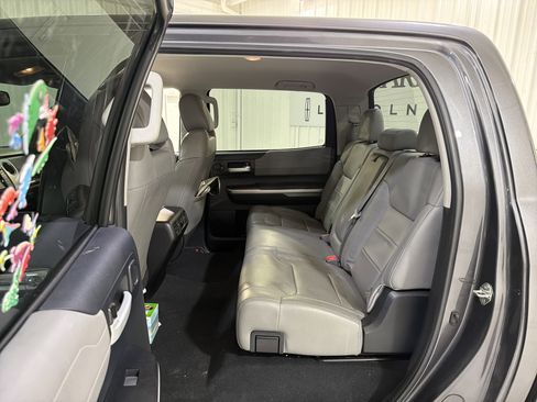 Used 2016 Toyota Tundra Limited image 11