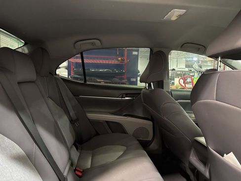 Certified 2022 Toyota Camry XLE FWD image 11