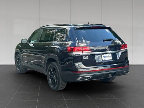 Used 2023 Volkswagen Atlas SE AWD/4WD image 3