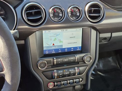 Used 2020 Ford Mustang Shelby GT500 w/ Technology Package image 12