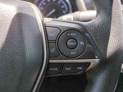 Used 2021 Toyota Camry LE FWD image 23