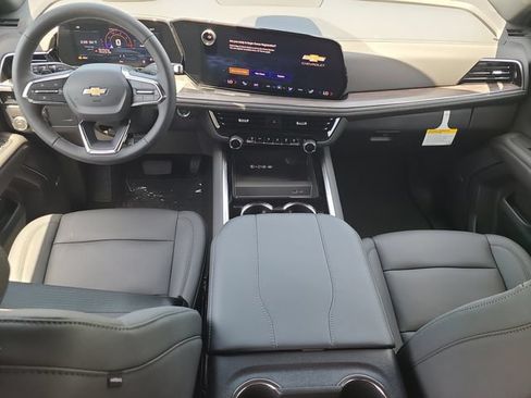 New 2026 Chevrolet Suburban LT w/ Comfort Package RWD image 16