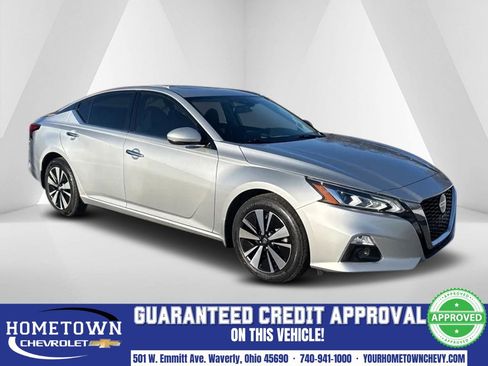 Used 2019 Nissan Altima 2.5 SV image 1