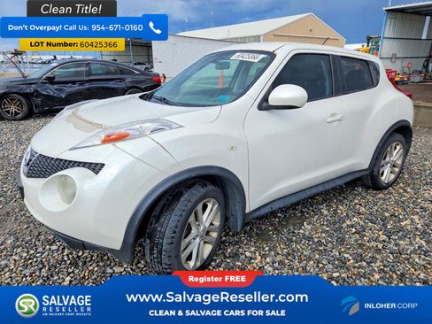 Used 2014 Nissan Juke S AWD/4WD image 1