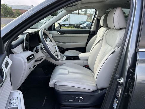 Used 2024 Hyundai Palisade Calligraphy AWD/4WD image 11