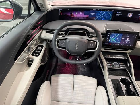 New 2026 Lincoln Nautilus Reserve image 22