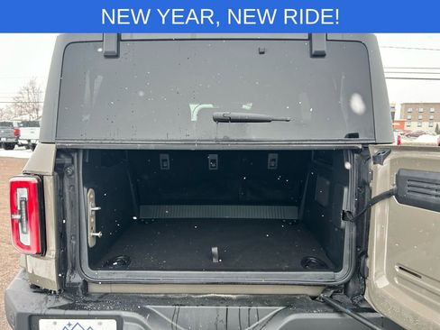 Used 2025 Ford Bronco Outer Banks image 38