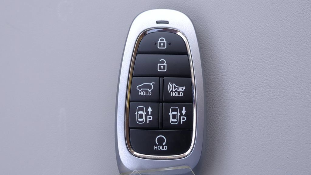 Certified 2024 Hyundai Palisade Calligraphy FWD image 25