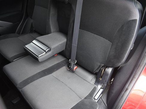 Used 2012 Mitsubishi Outlander SE AWD/4WD image 22