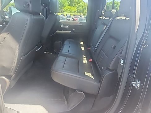 Used 2024 Chevrolet Silverado 2500 High Country w/ Midnight Edition AWD/4WD image 12