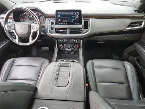 Used 2021 Chevrolet Tahoe Z71 w/ Luxury Package image 17