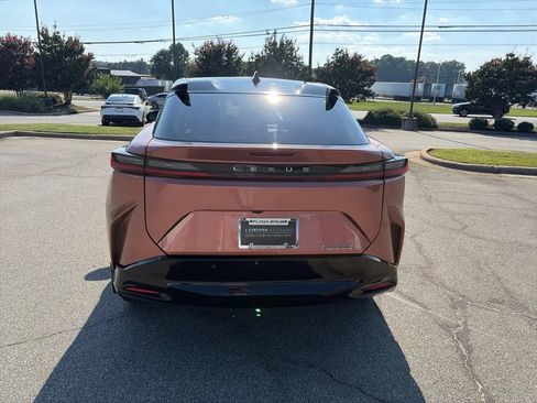 Certified 2024 Lexus RZ 300e Premium w/ Accessory Package (Z1) FWD image 3