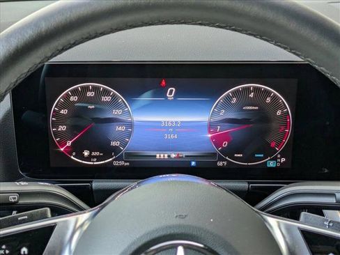 Certified 2025 Mercedes-Benz GLA 250 image 11