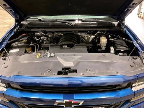 Used 2017 Chevrolet Silverado 1500 LT w/ All Star Edition AWD/4WD image 10