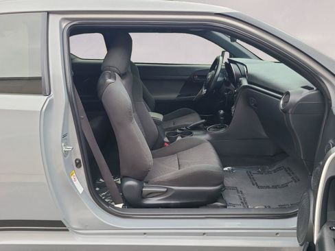 Used 2013 Scion tC FWD image 22