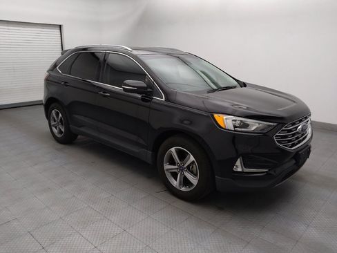 Used 2020 Ford Edge SEL w/ Convenience Package FWD image 11