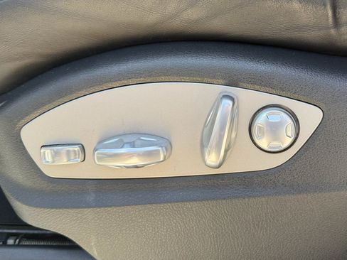 Used 2017 Porsche Cayenne GTS AWD/4WD image 24