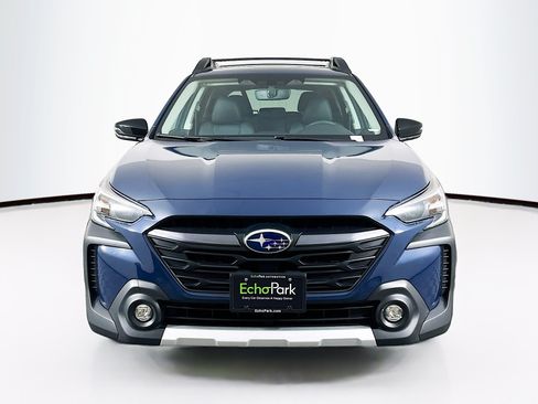 Used 2023 Subaru Outback Limited XT AWD/4WD image 2