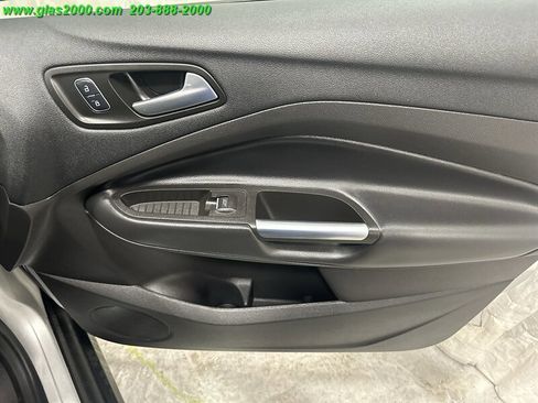 Used 2018 Ford C-MAX SE image 22